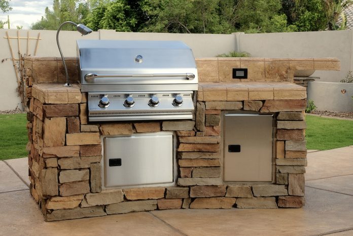 6 Best Built-in Gas Grills for Your Outdoor