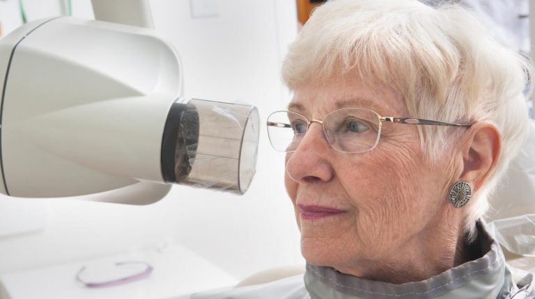 7 Health Screenings Your Dentist Can Do