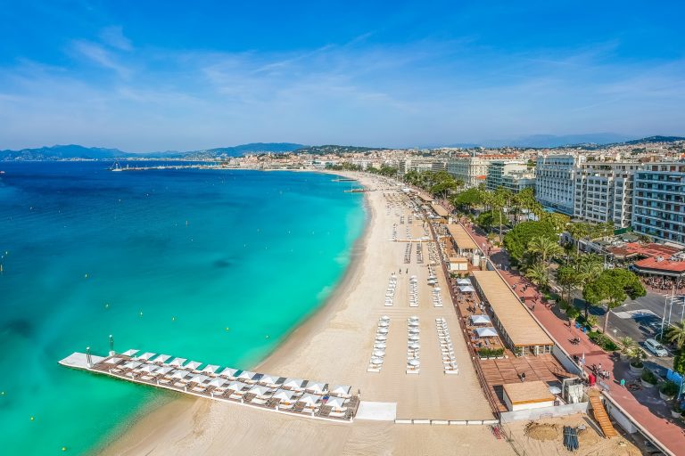 Best sea shores in France