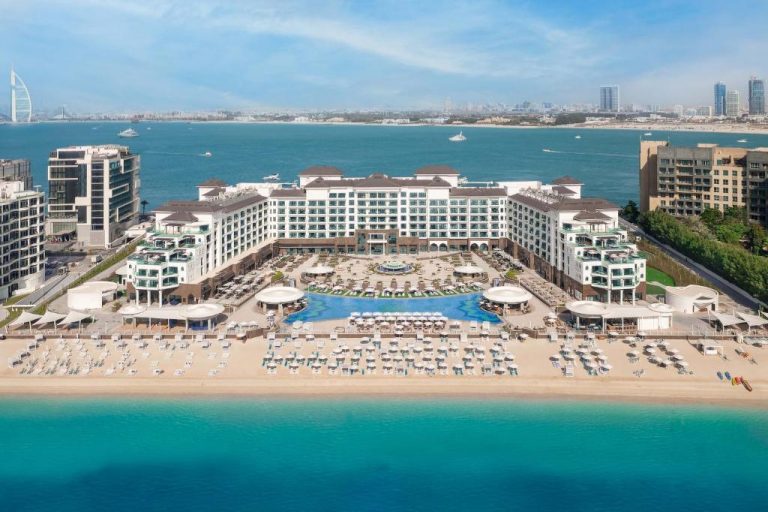 Booking A Luxury Resort