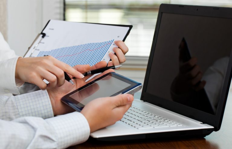 Financial Reporting and Analysis Software
