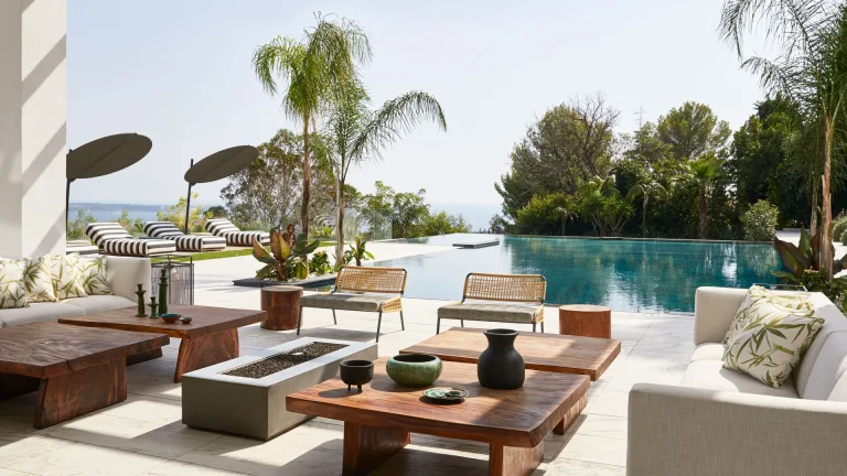 Dreamy Outdoor Escape