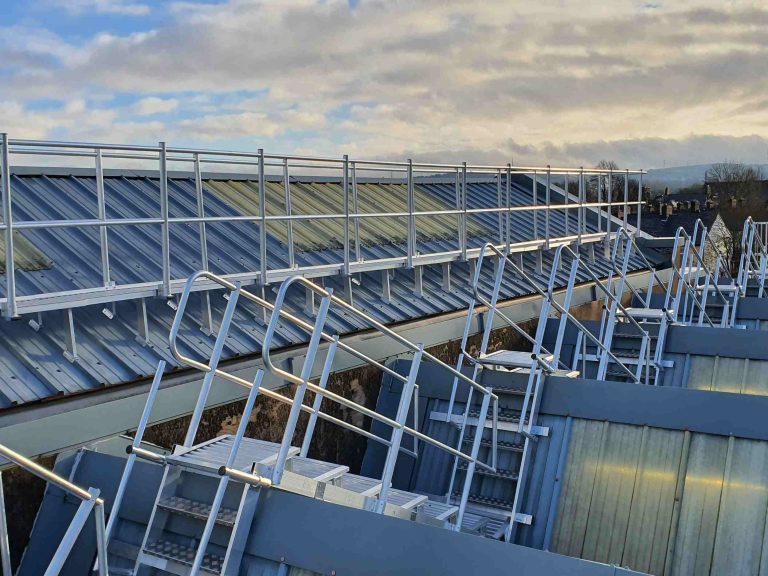 Roof+Walkway