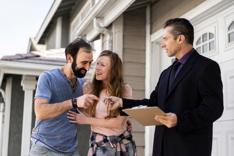 Hire Best Mortgage Broker for Personal Loan Deals