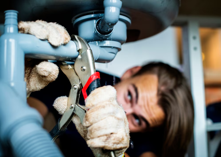 How Quickly Can Plumb-Tech Respond to Plumbing Emergencies?