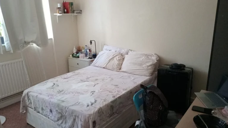 roomsinlondon.uk