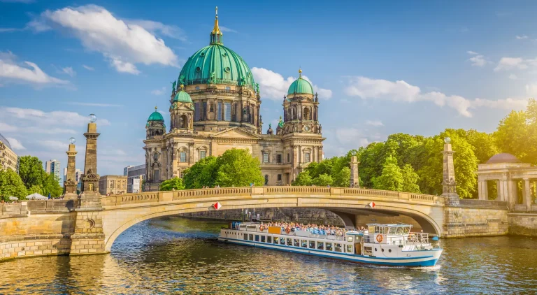 Discover Top Picks with Beste in Berlin and Munich