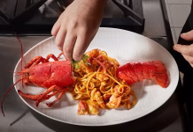 Exploring the Best Las Vegas Restaurants for Food and Ambiance