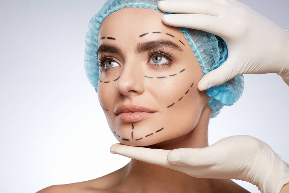 what-is-the-difference-between-plastic-and-cosmetic-surgery