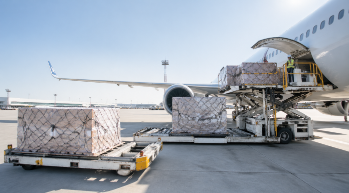 What Makes Air Freight the Best Choice for UAE–India Shipments